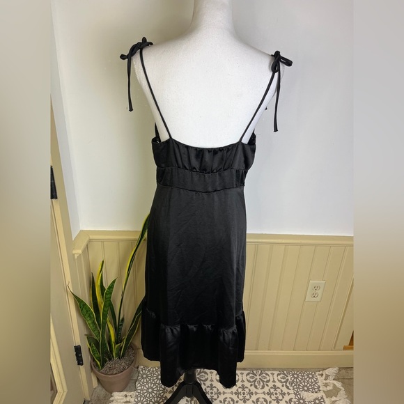 Nine West Black Satin Slip Babydoll Dress L Y2K Coquette Whimsigoth Goth LBD - Picture 9 of 12